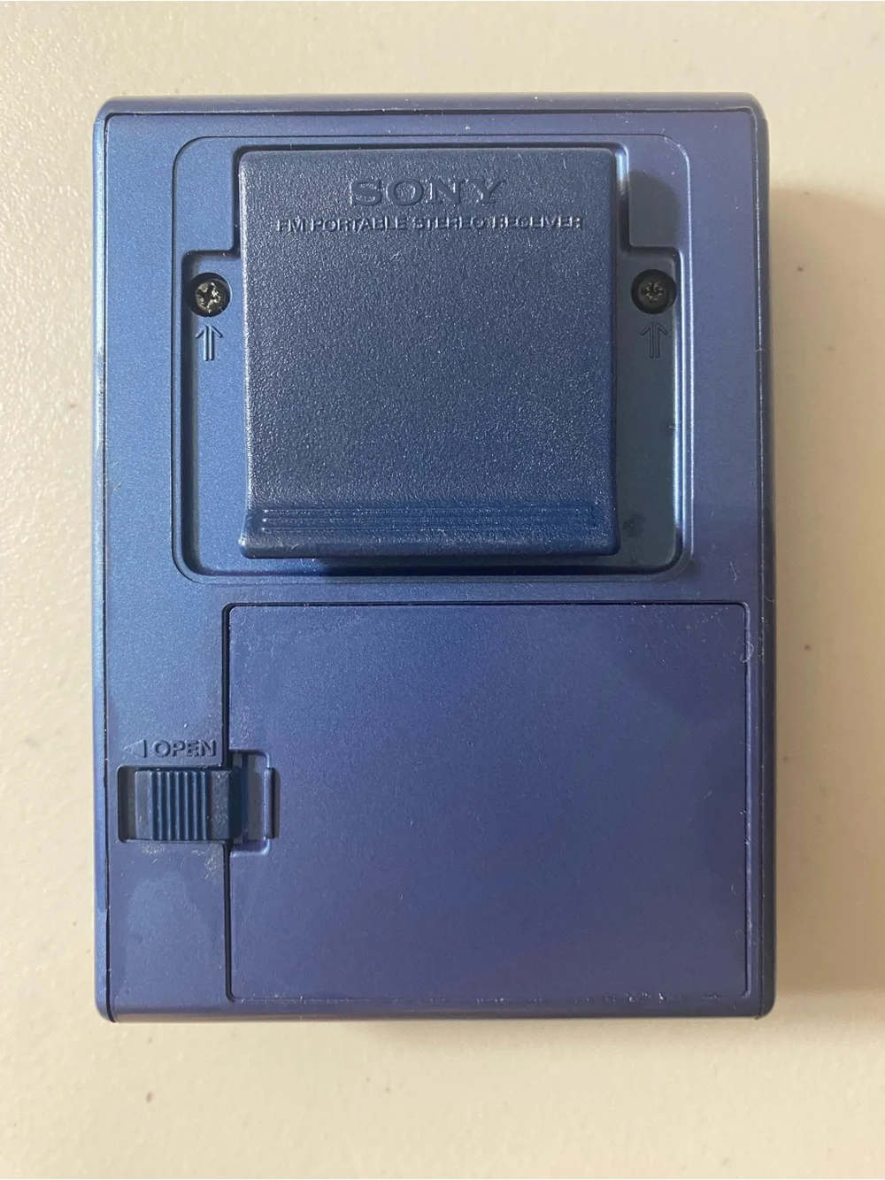 First model SONY FM WALKMAN Blue SRF-40 W FM 1980 Japan Tested Working